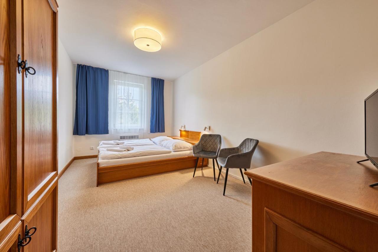 Hotel Auri Rudník Εξωτερικό φωτογραφία