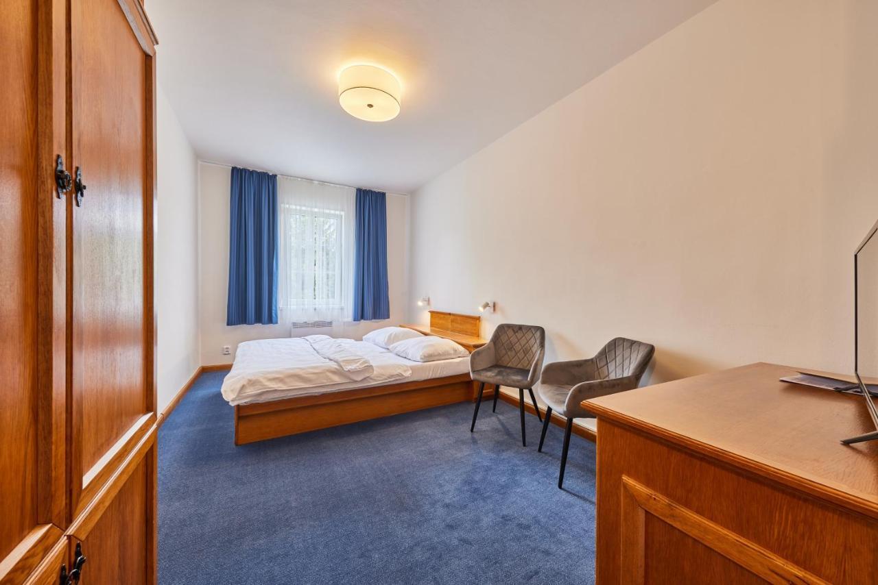 Hotel Auri Rudník Εξωτερικό φωτογραφία