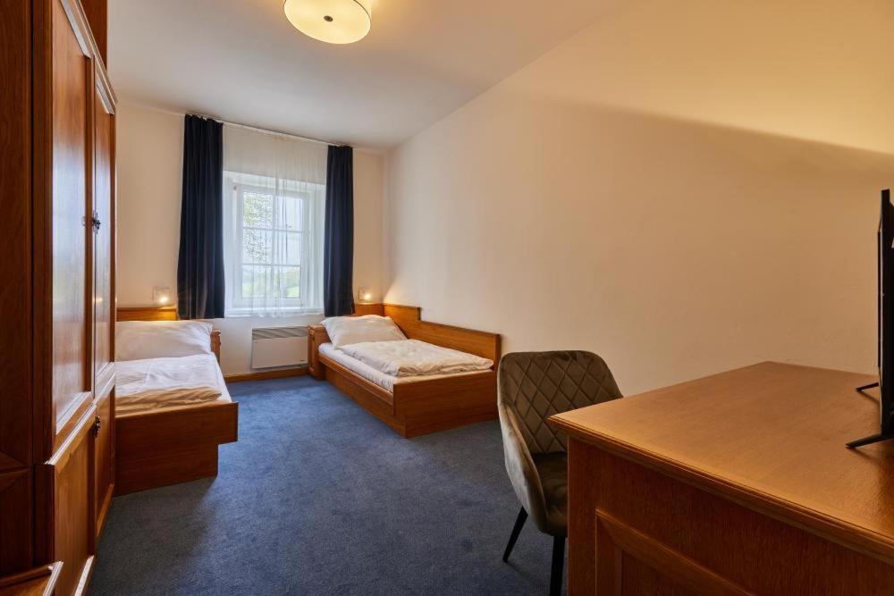 Hotel Auri Rudník Εξωτερικό φωτογραφία
